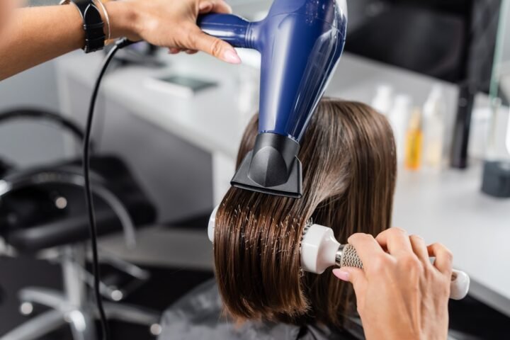 Perfecting Your Blowdry: A Step-by-Step Guide