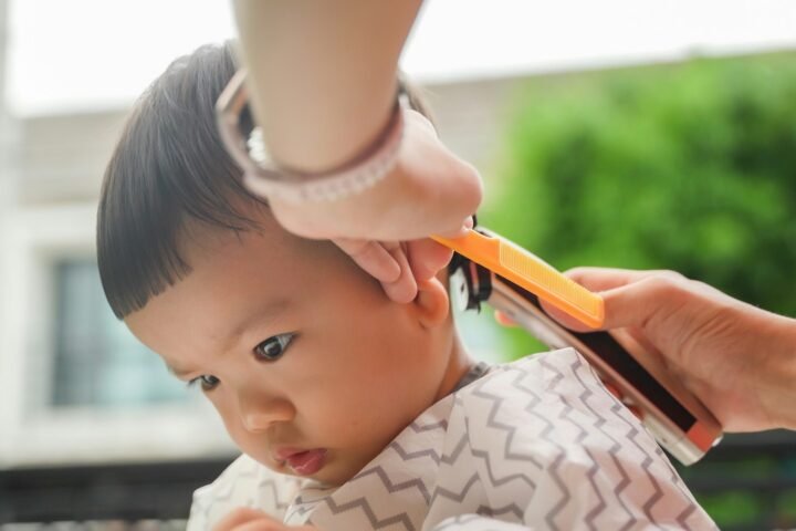 How to Prepare for Your Child’s First Haircut