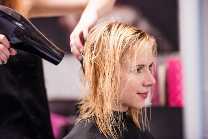 Choose the Right Women’s Haircut for You