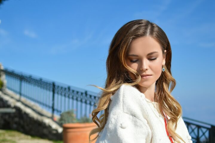 Enhance Hair Depth with Partial Balayage Techniques
