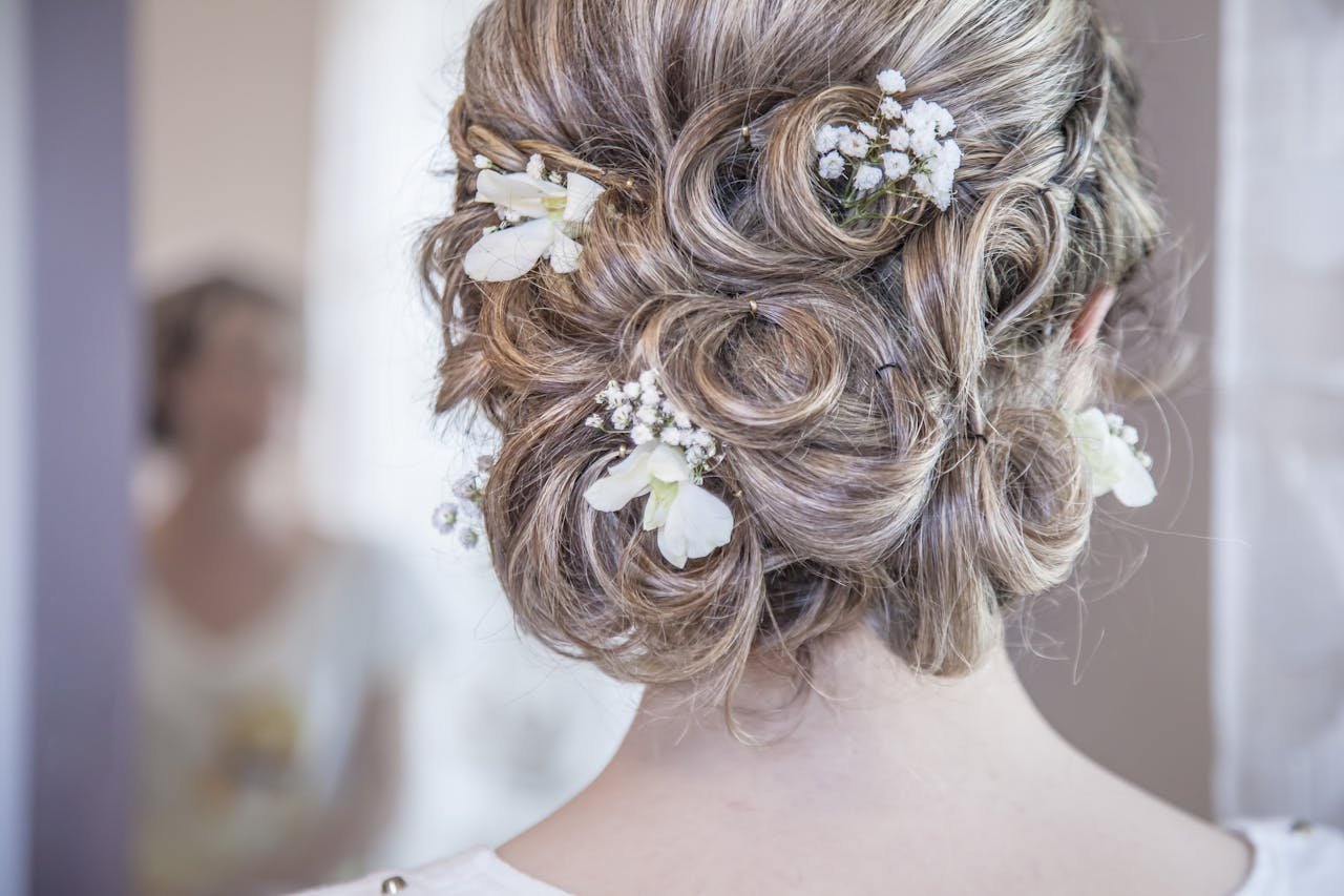 Creative Summer Wedding Hair Ideas