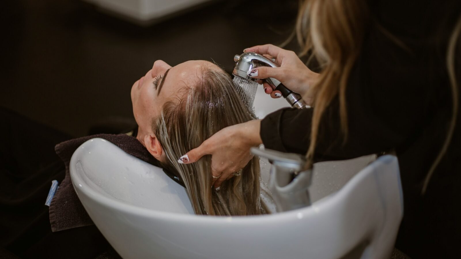 The Right Time to Schedule a Winter Keratin Treatment