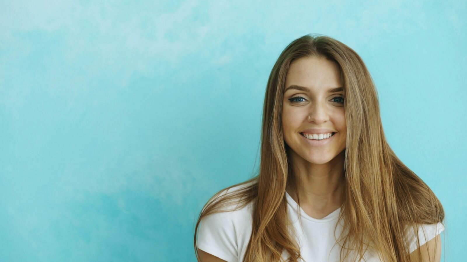 Keep Hair Color Bright Through Summer Heat